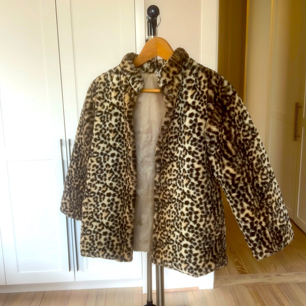 Girls faux fur cheetah pattern jacket